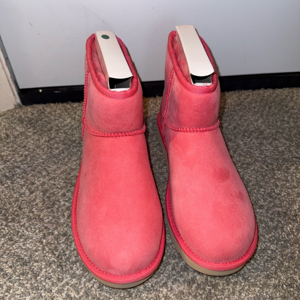 UGG Classic Mini II Boot Hibiscus Pink - Picture 2 of 9